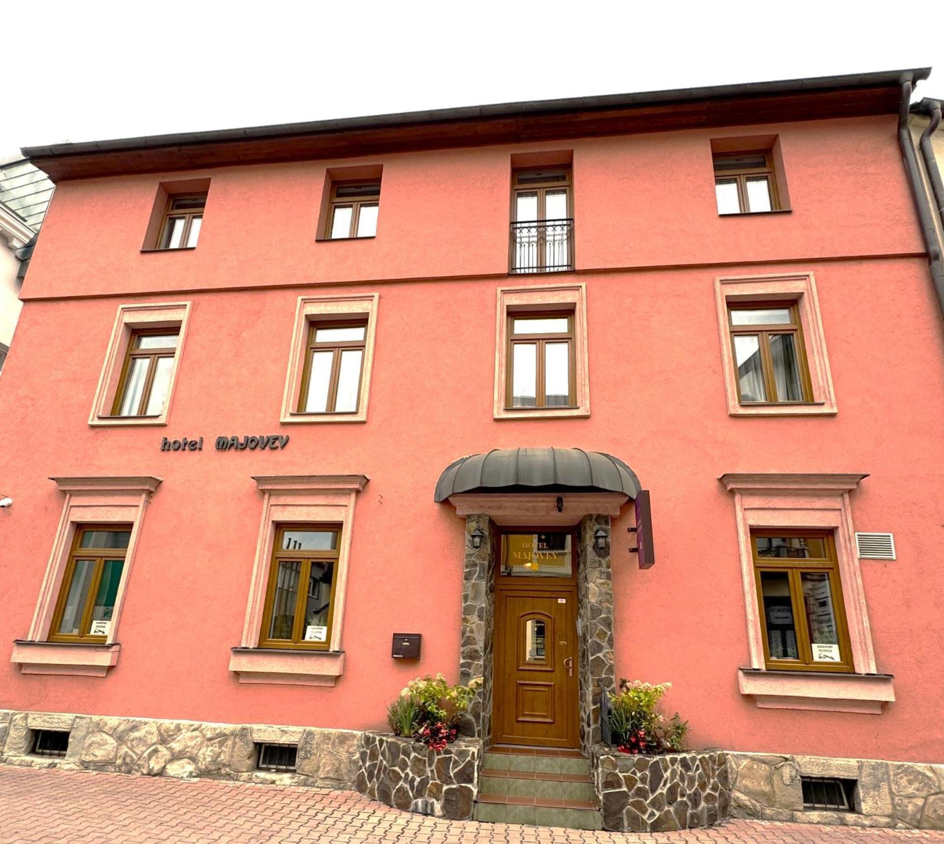Hotel Majovey Žilina Extérieur photo
